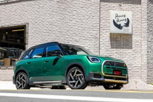 MINI藉由Countryman SE ALL4展現電氣化新風格，並充分運用了共用平台優勢